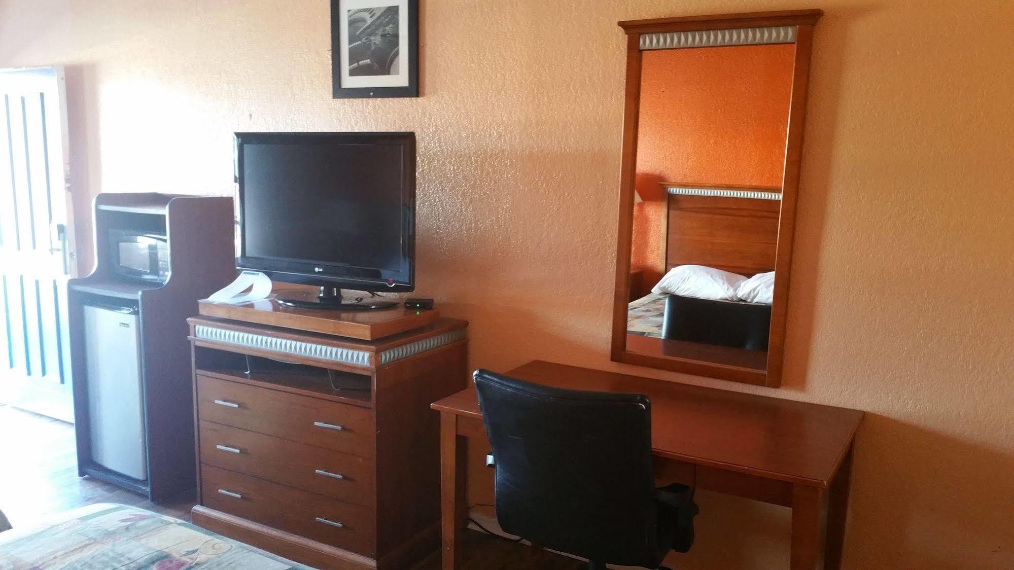 America'S Best Inn Montgomery Μοντγκόμερι Εξωτερικό φωτογραφία