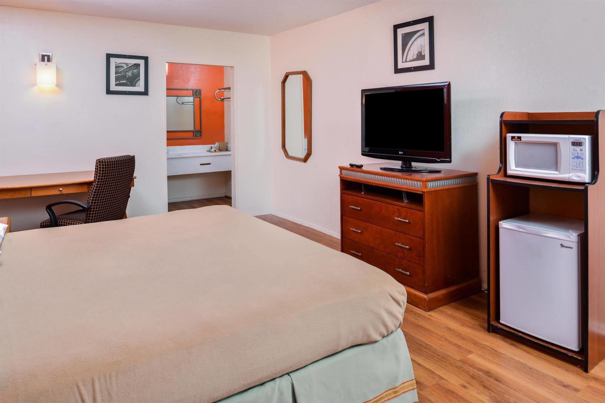 America'S Best Inn Montgomery Μοντγκόμερι Εξωτερικό φωτογραφία