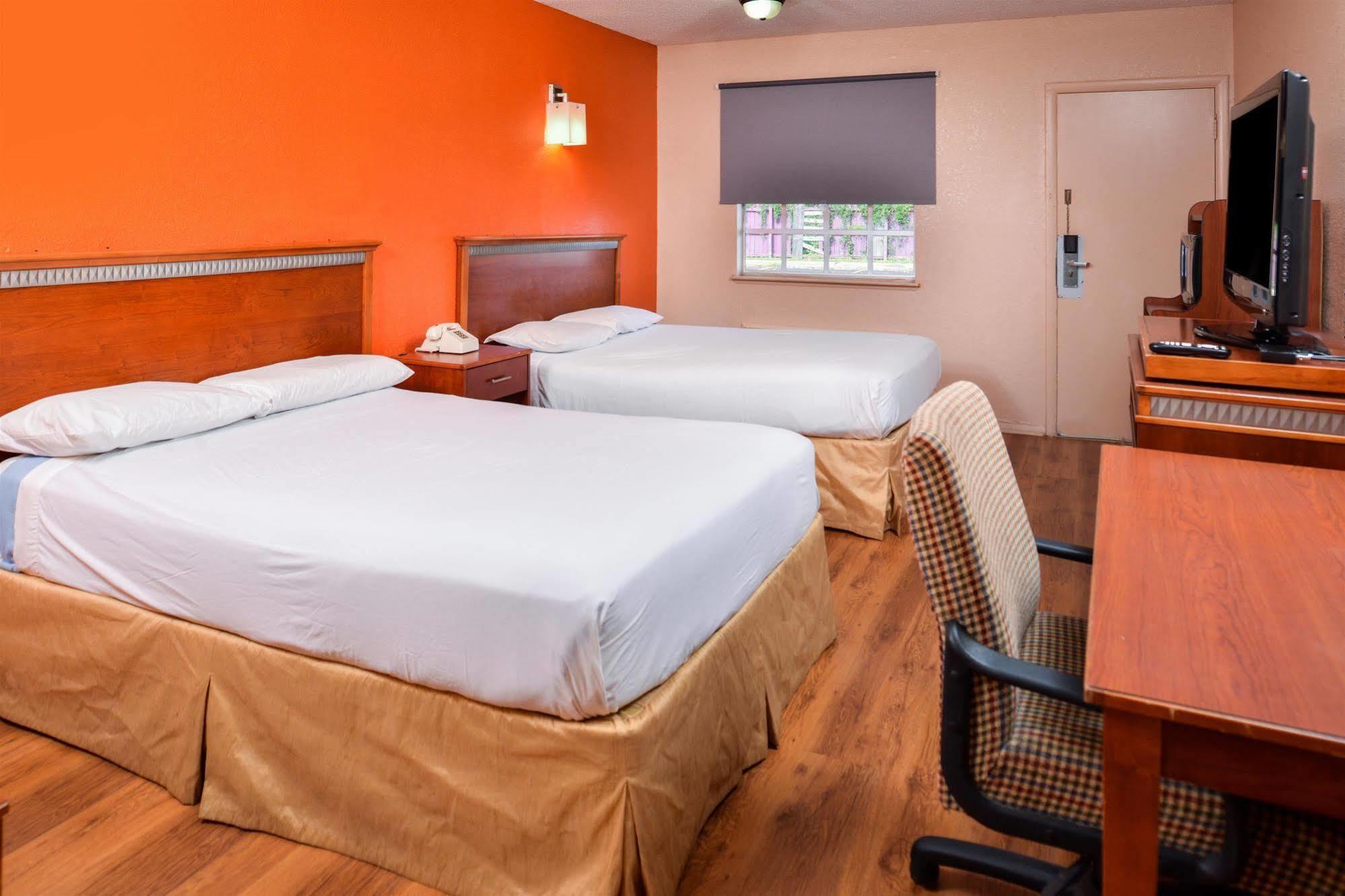 America'S Best Inn Montgomery Μοντγκόμερι Εξωτερικό φωτογραφία