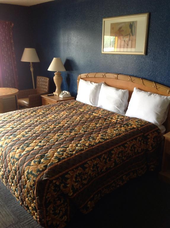 America'S Best Inn Montgomery Μοντγκόμερι Εξωτερικό φωτογραφία