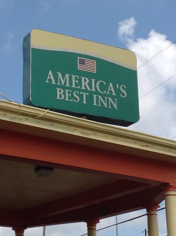 America'S Best Inn Montgomery Μοντγκόμερι Εξωτερικό φωτογραφία