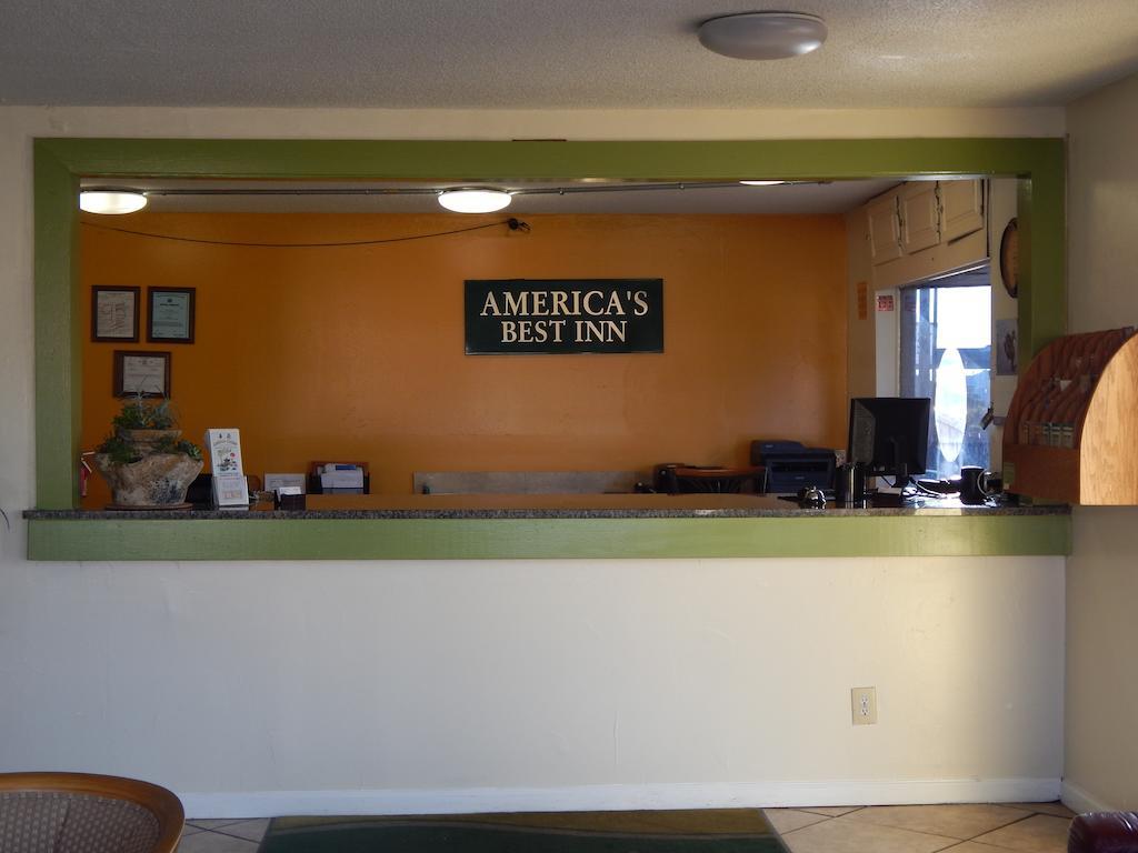 America'S Best Inn Montgomery Μοντγκόμερι Εξωτερικό φωτογραφία